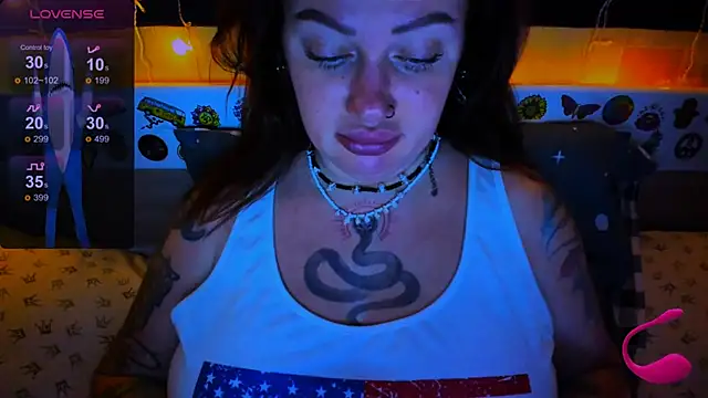 EllieOz online show from 01/22/25, 08:49