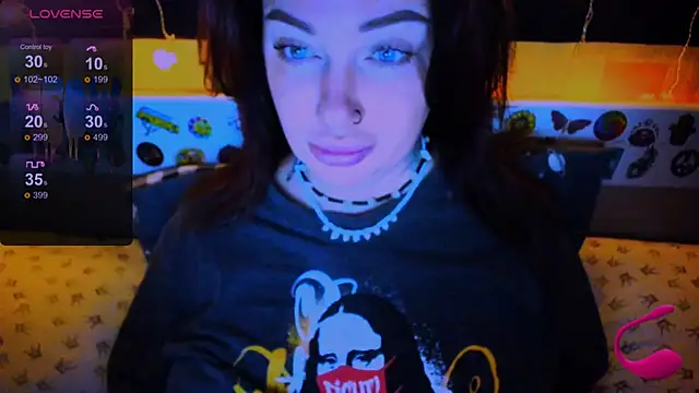 EllieOz online show from 02/17/25, 09:19