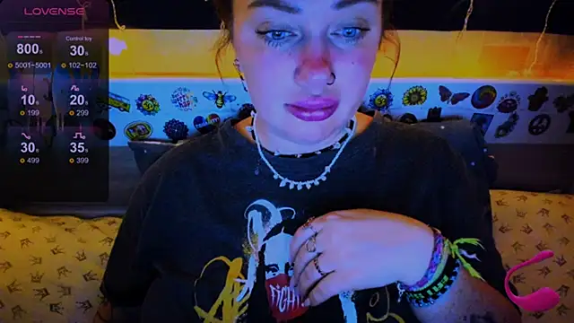 EllieOz online show from 02/23/25, 09:48