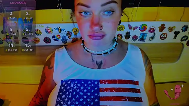 EllieOz online show from 09/22/25, 06:21