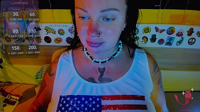 EllieOz online show from 10/30/25, 04:52