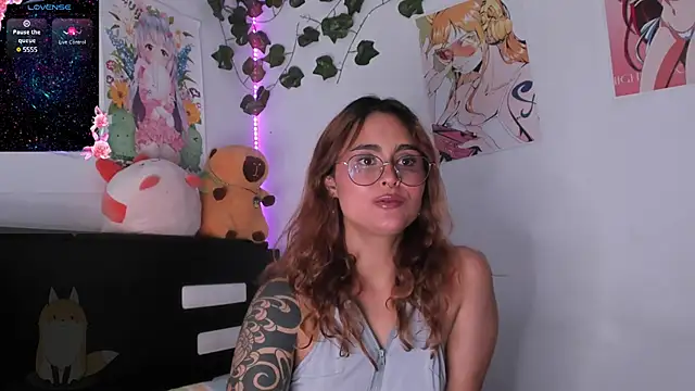 Violette-Ramirez01 online show from 02/09/25, 03:56