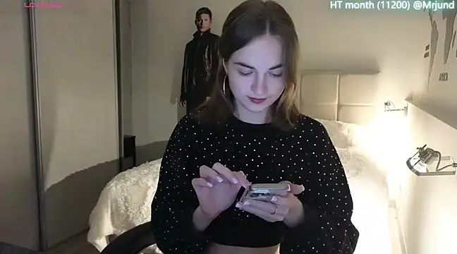 Snapshot of Miss_Aliannaa chatting on 02/20/25, 08:03 Miss Aliannaa online show from 02/20/25, 08:03