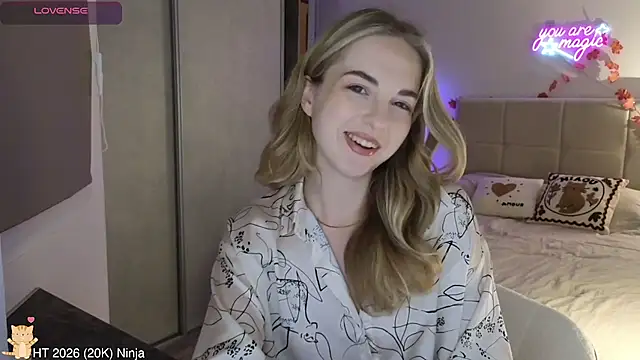 Miss Aliannaa online show from 04/27/26, 07:01