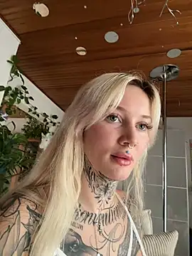 Stella-Kink online show from 12/07/24, 12:02