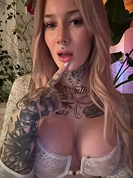 Stella-Kink online show from 02/22/25, 10:40