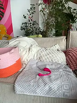 Stella-Kink online show from 03/22/25, 09:56