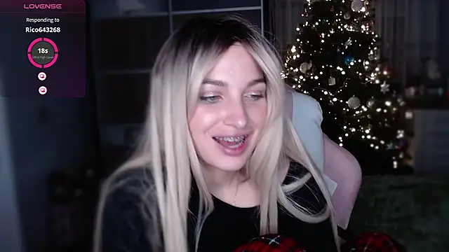 Snapshot of Yoda21 chatting on 01/01/25, 09:41 Yoda21 online show from 01/01/25, 09:41