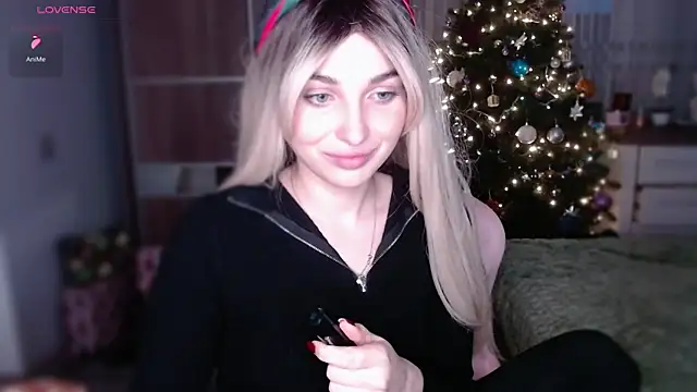 Snapshot of Yoda21 chatting on 01/07/25, 03:02 Yoda21 online show from 01/07/25, 03:02