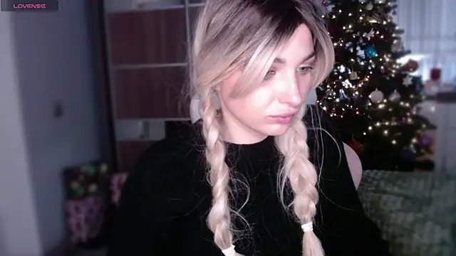 Snapshot of Yoda21 chatting on 01/10/25, 09:23 Yoda21 online show from 01/10/25, 09:23