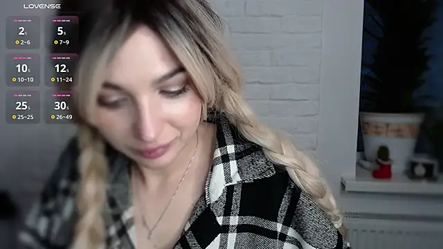 Snapshot of Yoda21 chatting on 01/16/25, 02:51 Yoda21 online show from 01/16/25, 02:51