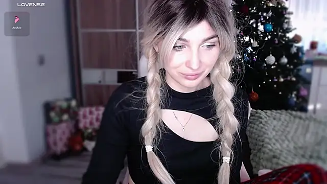 Snapshot of Yoda21 chatting on 01/18/25, 12:26 Yoda21 online show from 01/18/25, 12:26