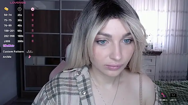 Snapshot of Yoda21 chatting on 02/18/25, 11:33 Yoda21 online show from 02/18/25, 11:33