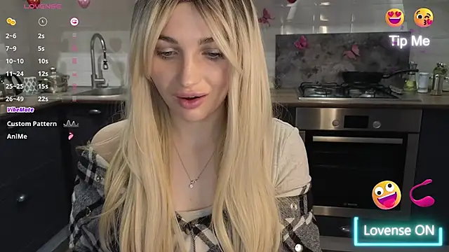 Snapshot of Yoda21 chatting on 03/18/25, 04:15 Yoda21 online show from 03/18/25, 04:15