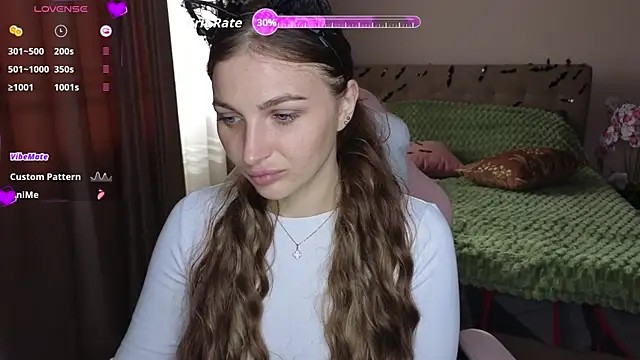 Snapshot of Yoda21 chatting on 11/02/25, 12:29 Yoda21 online show from 11/02/25, 12:29