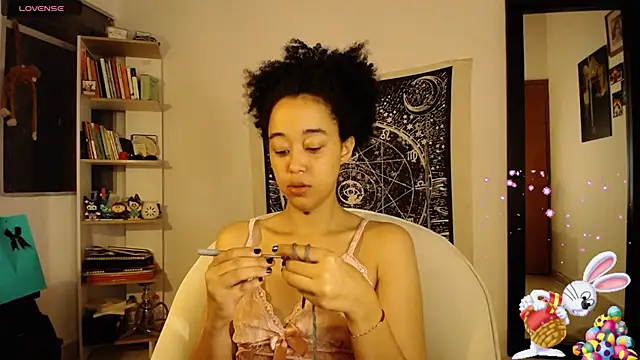 Snapshot of ela_0 chatting on 04/07/26, 04:35 ela 0 online show from 04/07/26, 04:35