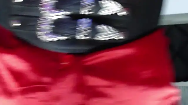 Snapshot of KinaCooper chatting on 02/04/25, 06:17 KinaCooper online show from 02/04/25, 06:17