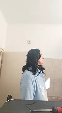 Snapshot of LauraBaby chatting on 03/19/25, 01:51 LauraBaby online show from 03/19/25, 01:51