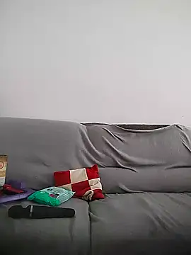 Snapshot of LauraBaby chatting on 09/22/25, 07:54 LauraBaby online show from 09/22/25, 07:54