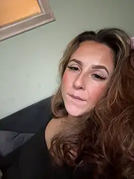 Miss emilee online show from 12/17/24, 12:01