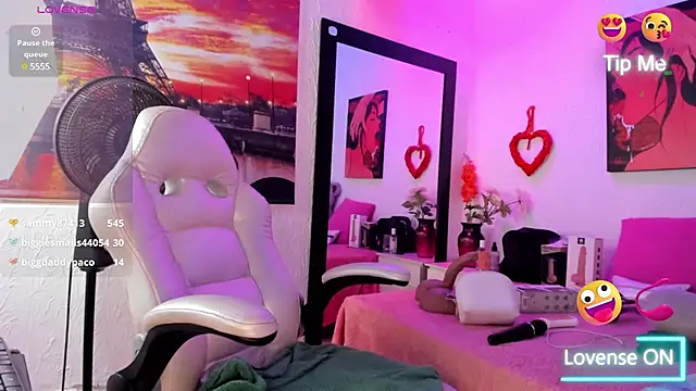 yuliana millerr online show from 12/15/24, 06:48