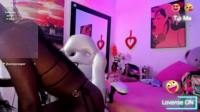 yuliana millerr online show from 12/17/24, 08:10