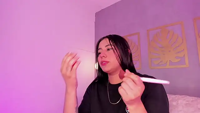 Snapshot of majo_rosse_ chatting on 03/24/26, 07:19 majo rosse online show from 03/24/26, 07:19