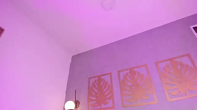 Snapshot of majo_rosse_ chatting on 04/07/26, 06:52 majo rosse online show from 04/07/26, 06:52