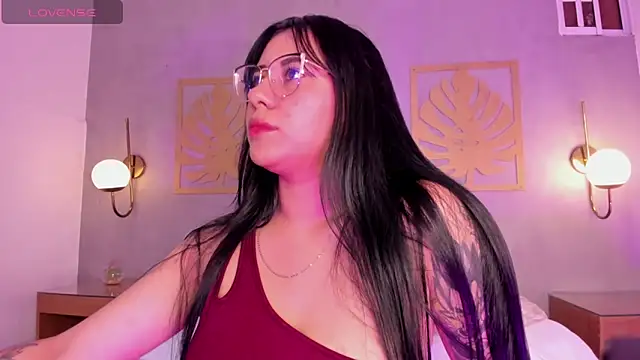 Snapshot of majo_rosse_ chatting on 04/09/26, 06:57 majo rosse online show from 04/09/26, 06:57