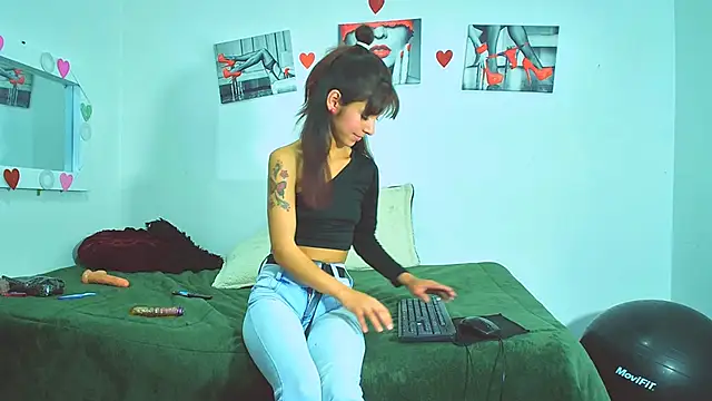 Tatis Blux online show from 01/17/25, 09:28