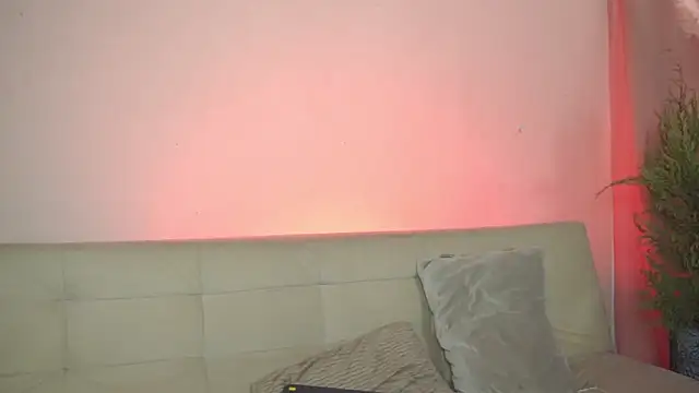 roselinedior online show from 03/19/25, 04:13