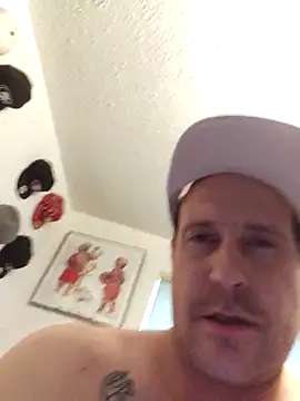 Snapshot of jbonz chatting on 09/17/25, 11:39 jbonz online show from 09/17/25, 11:39