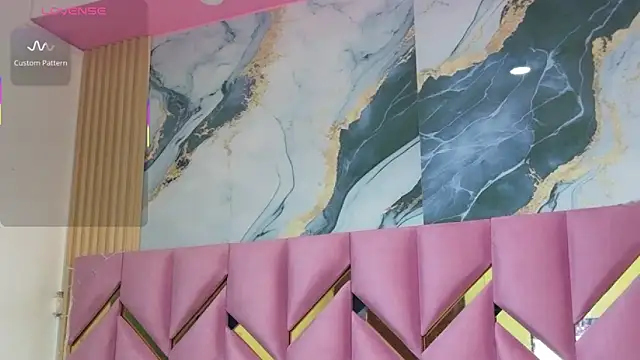 daddyissuesss  online show from 10/30/25, 07:25