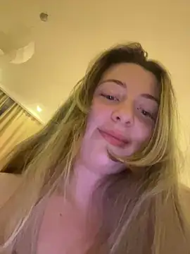 curvyflawless online show from 12/13/24, 02:49