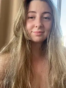 curvyflawless online show from 12/15/24, 11:34