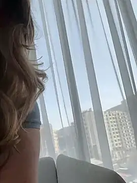 curvyflawless online show from 03/17/25, 09:44