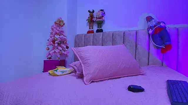 arl chloee online show from 12/20/25, 03:02