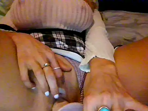 Snapshot of thepeachiestprincesss chatting on 12/31/24, 11:06 thepeachiestprincesss online show from 12/31/24, 11:06