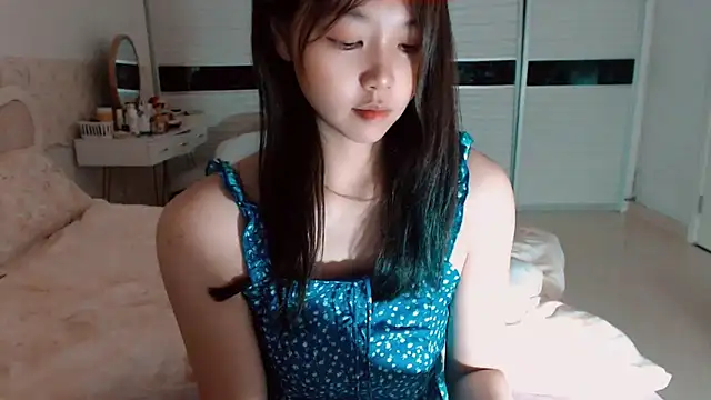 -Lucky Girl online show from 05/13/26, 02:09