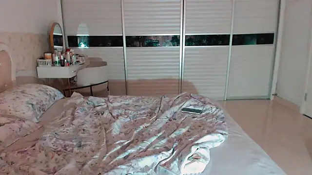 -Lucky Girl online show from 05/23/26, 02:28