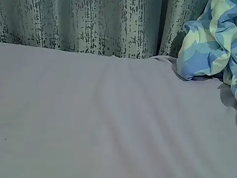 Snapshot of sweet_veee chatting on 10/29/25, 07:15 sweet veee online show from 10/29/25, 07:15