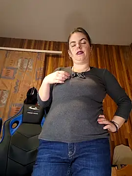 Snapshot of Jassiundich2 chatting on 04/01/26, 08:39 Jassiundich2 online show from 04/01/26, 08:39