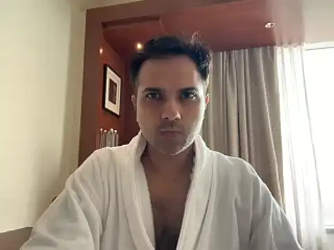 immog727 online show from 12/28/24, 07:44