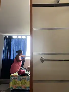 emmyjhonson07 online show from 02/21/25, 03:32