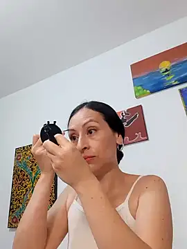 AliceRossi online show from 01/11/25, 12:40