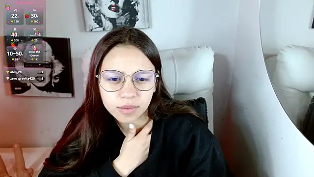 SamanthaRoldaan online show from 10/11/25, 03:10