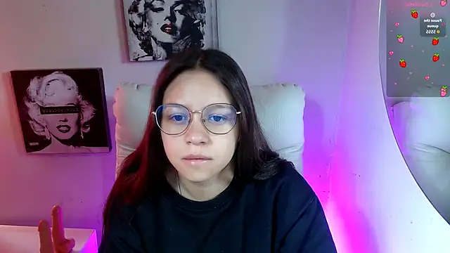 SamanthaRoldaan online show from 11/21/25, 01:54