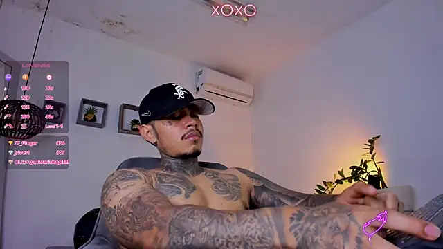 Snapshot of JordanSmiith_ chatting on 02/08/25, 11:24 JordanSmiith  online show from 02/08/25, 11:24