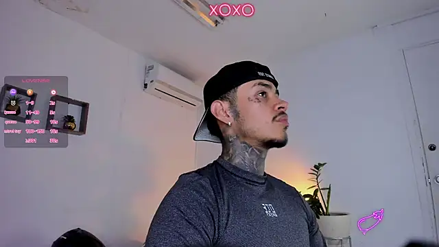 Snapshot of JordanSmiith_ chatting on 02/11/25, 11:12 JordanSmiith  online show from 02/11/25, 11:12