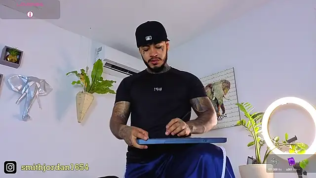 Snapshot of JordanSmiith_ chatting on 09/16/25, 08:43 JordanSmiith  online show from 09/16/25, 08:43